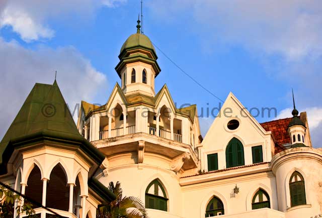  - Castelinho-Private-castle-seen-in-Santa-Teresa-in-Rio-de-Janeiro